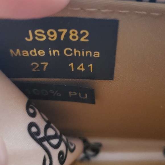 Jessica Simpson White/Gold Diamond Lattice Wallet 2 Zipper Compartment JS9782 - Picture 8 of 10